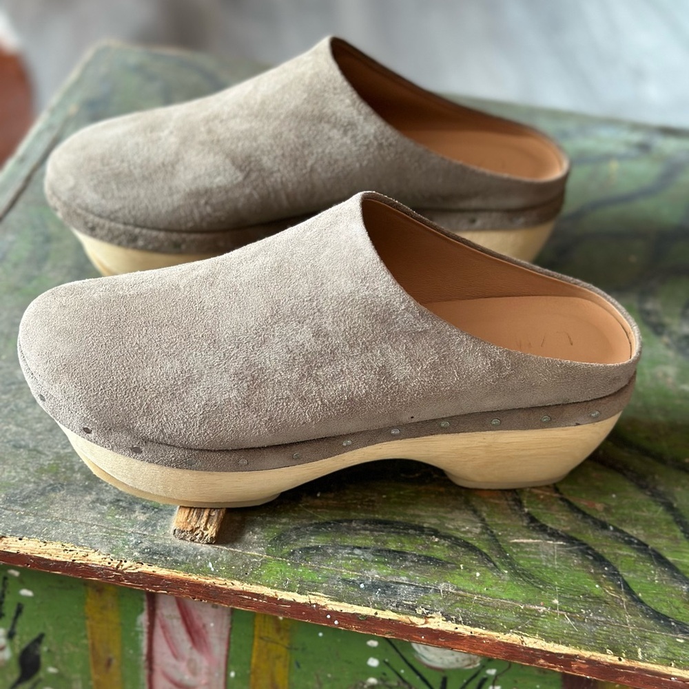 New Lauren Manoogian contour clog